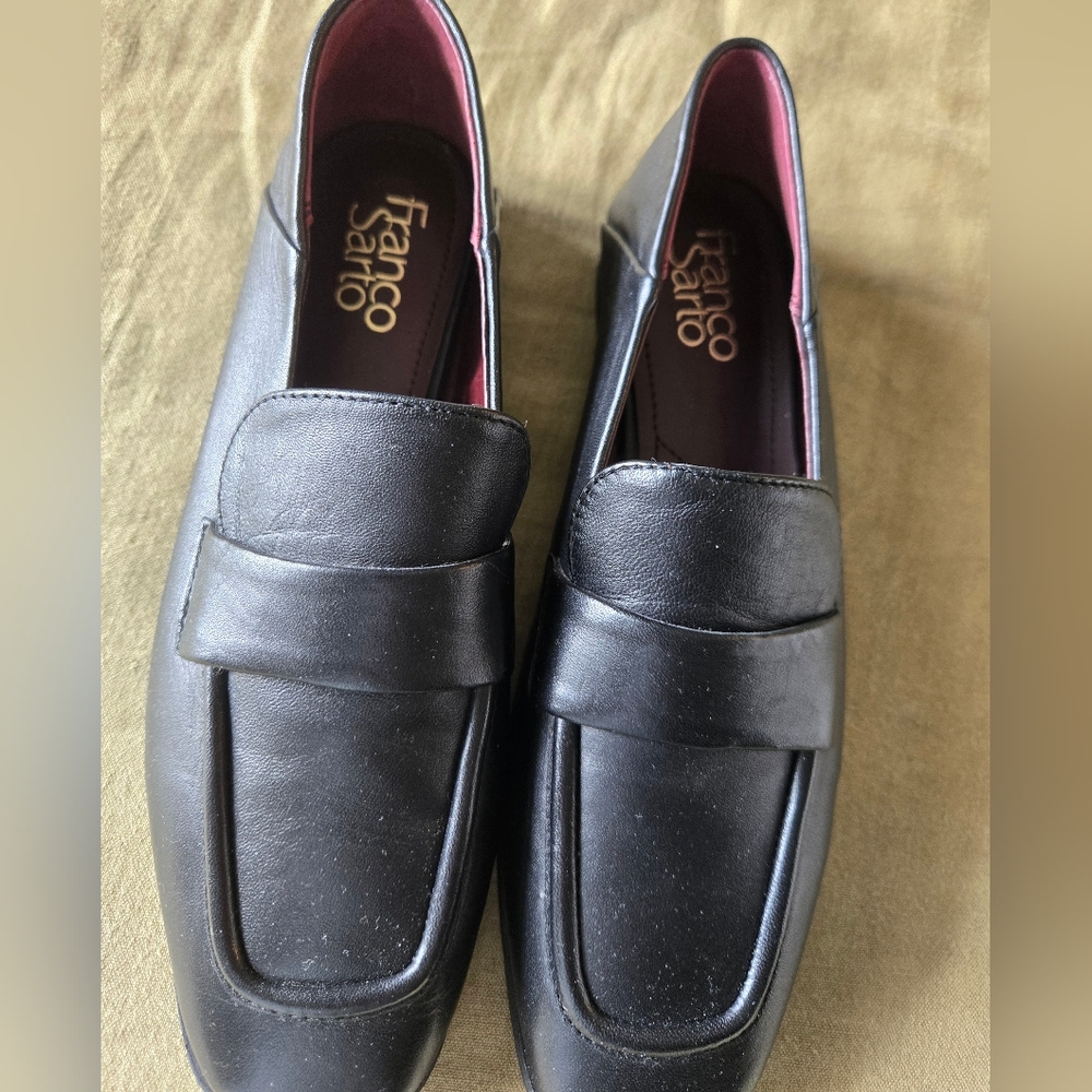 Franco Sarto Womans Black Loafers